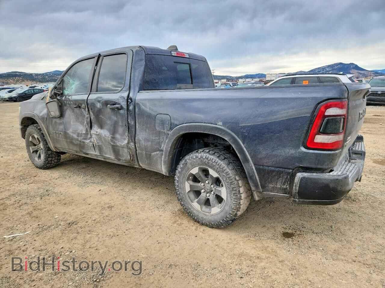 2020 RAM 1500 - VIN: 1C6SRFET3LN281200 - Фото 2