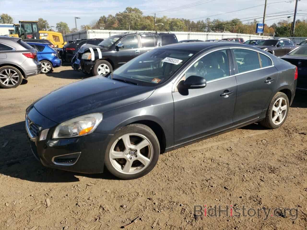 Photo YV1622FS3C2033697 - VOLVO S60 2012