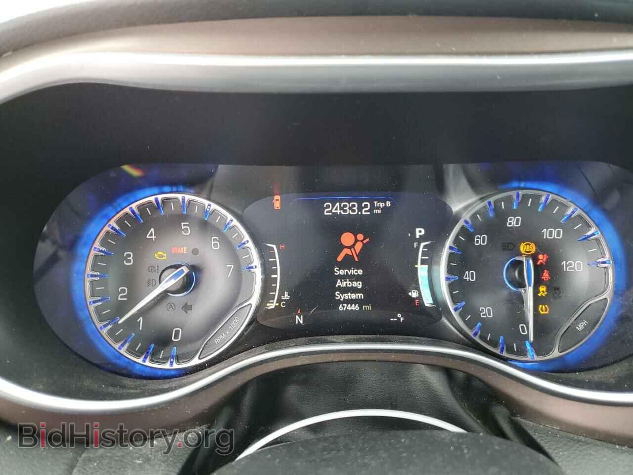 2017 CHRYSLER PACIFICA - VIN: 2C4RC1EG2HR759681 - Photo 9