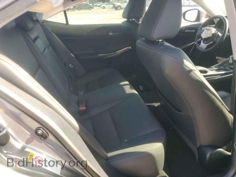 2015 Lexus IS (VIN JTHBF1D27F5053099) — photo 10 of 12