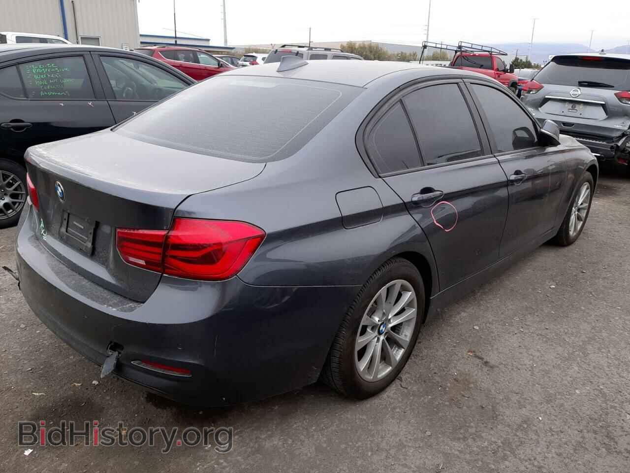2016 BMW 3 SERIES - VIN: WBA8E1G59GNU10852 - Фото 3