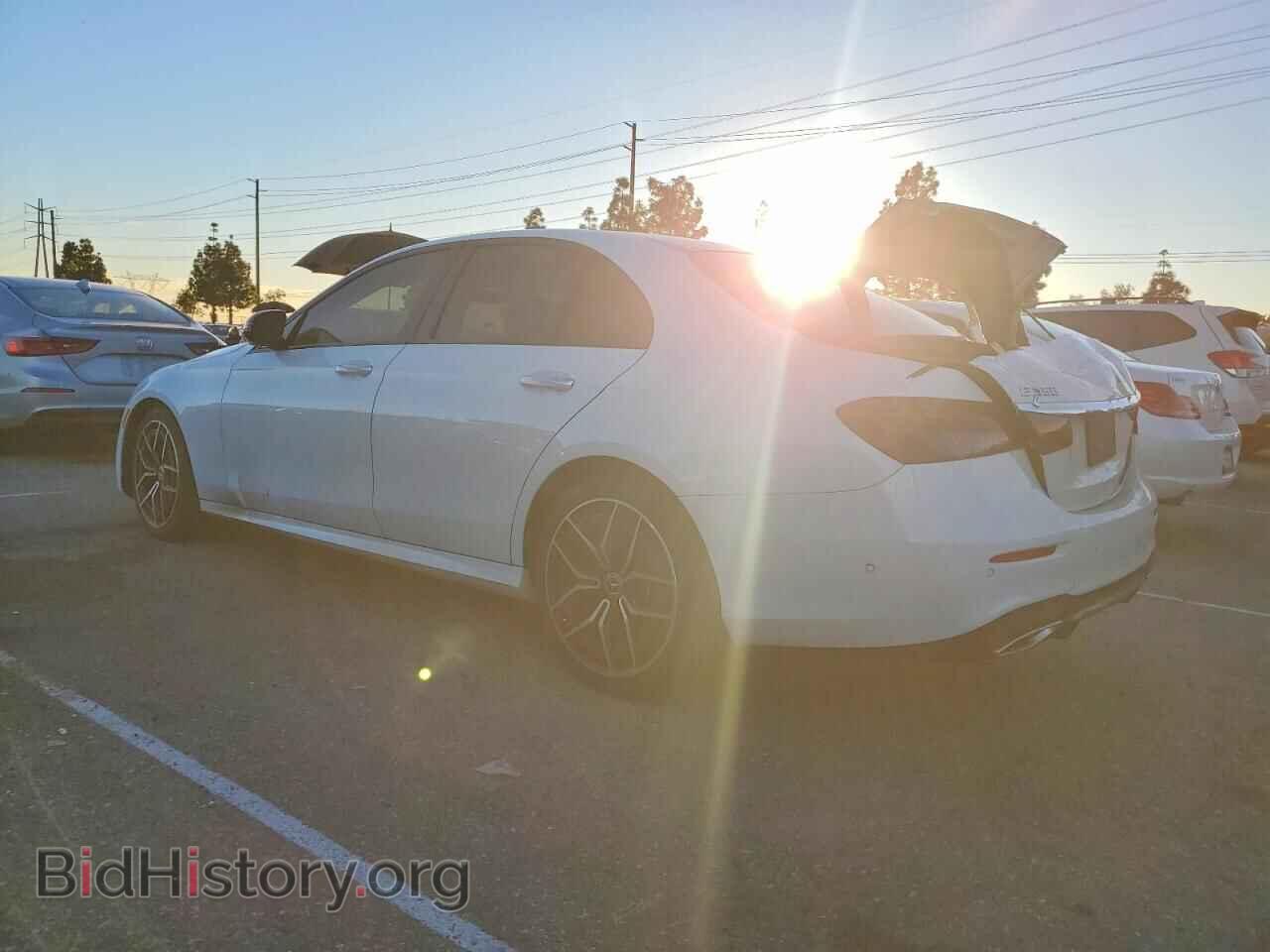 2021 MERCEDES-BENZ E-CLASS - VIN: W1KZF8DB7MA960101 - Фото 2