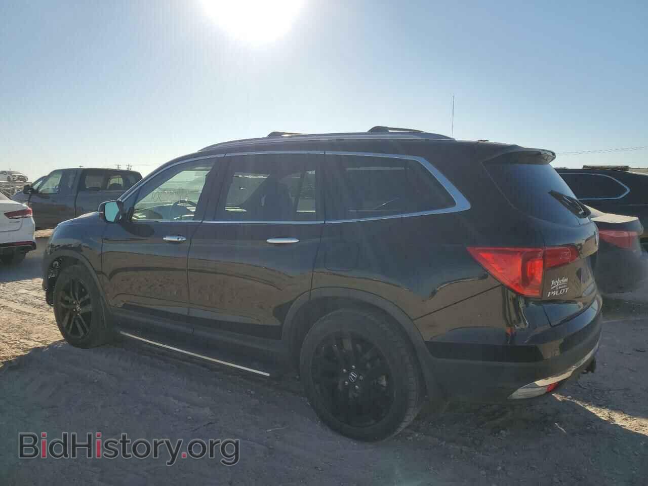 2017 HONDA PILOT - VIN: 5FNYF6H01HB063145 - Фото 2