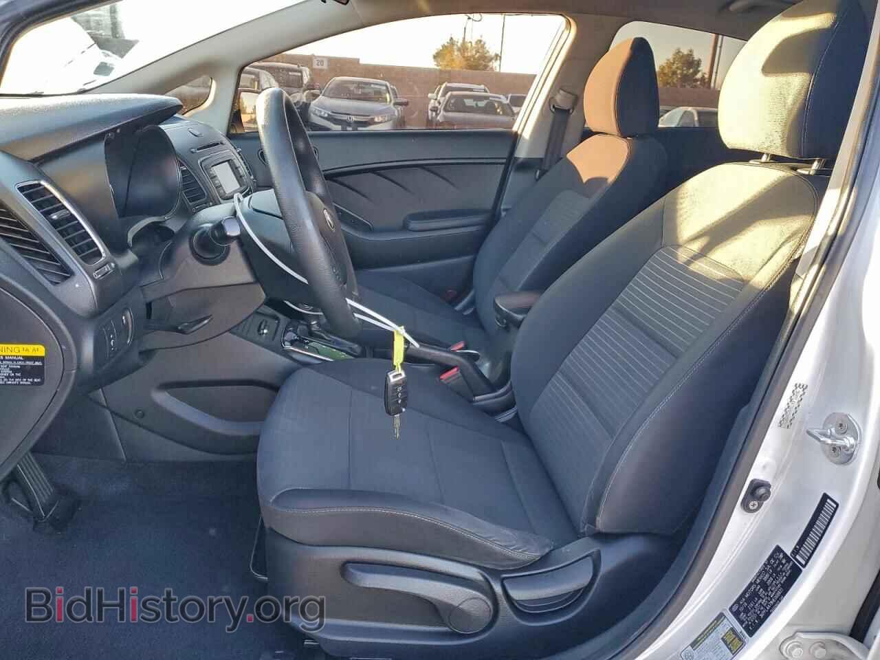 2017 KIA FORTE - VIN: 3KPFL4A78HE068831 - Фото 7