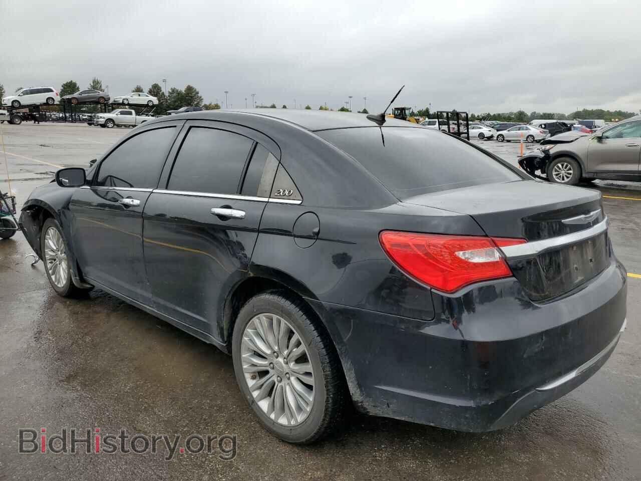2012 CHRYSLER 200 - VIN: 1C3CCBCG6CN107820 - Фото 2