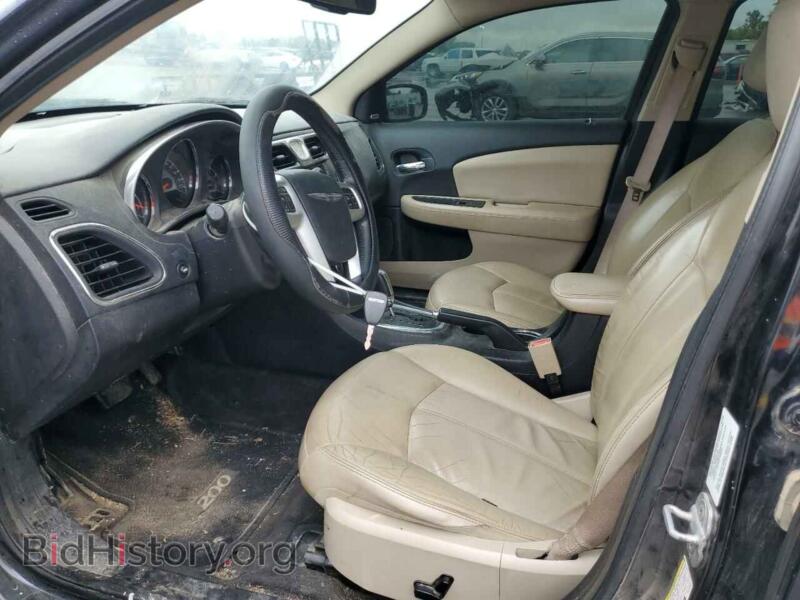 2012 Chrysler 200 (VIN 1C3CCBCG6CN107820) — photo 7 of 12