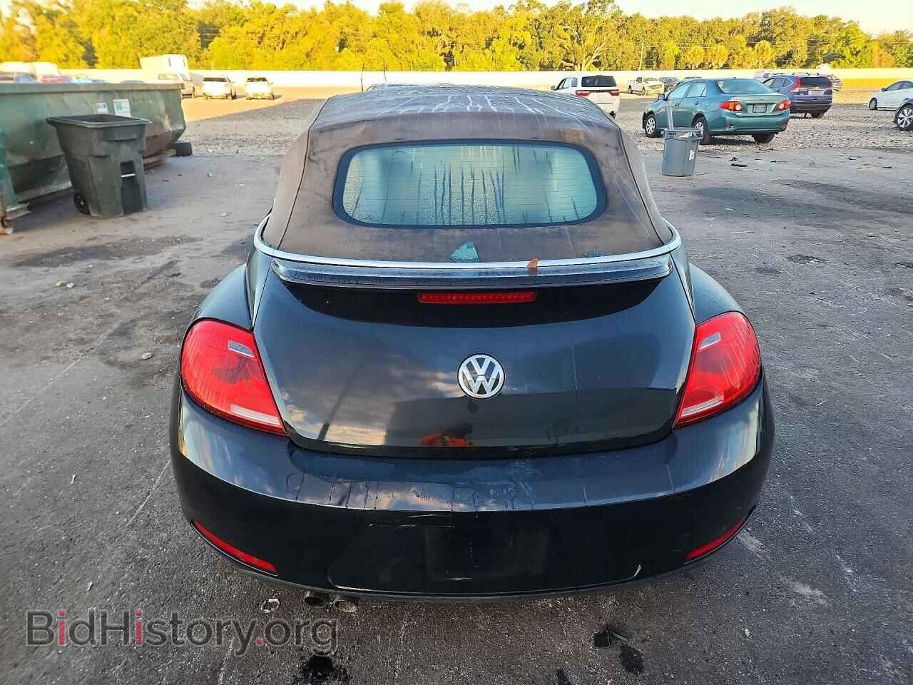 2014 VOLKSWAGEN BEETLE - VIN: 3VW517AT6EM819441 - Photo 6