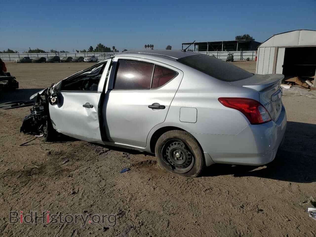 2015 NISSAN VERSA - VIN: 3N1CN7AP0FL956256 - Фото 2