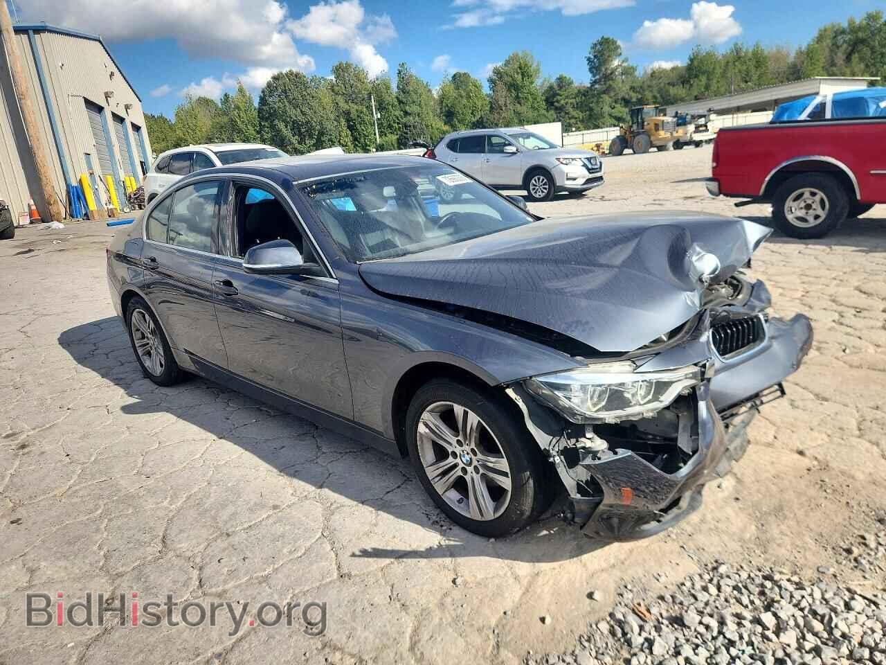 2018 BMW 3 SERIES - VIN: WBA8B9G52JNV00360 - Photo 4