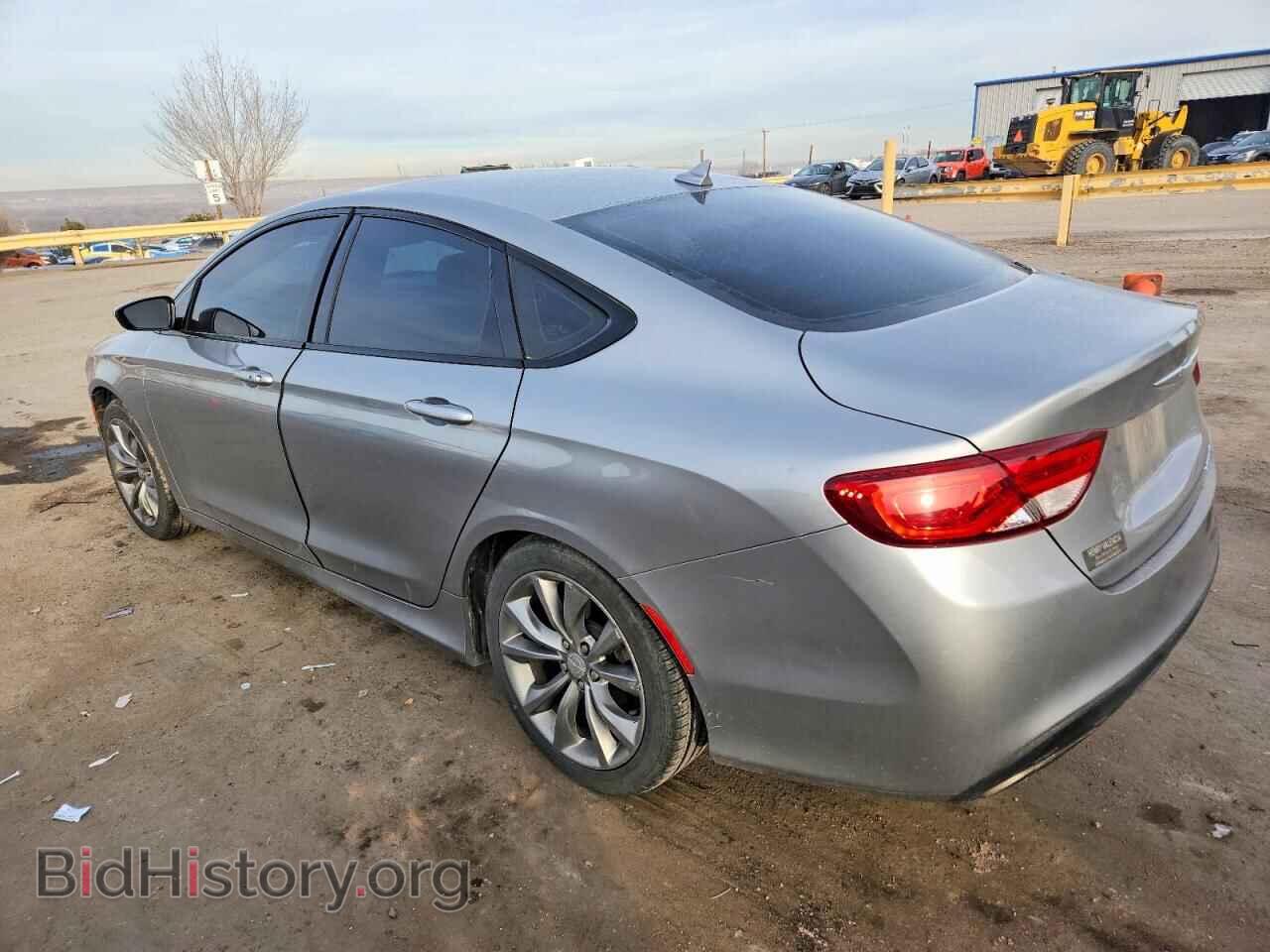 2015 CHRYSLER 200 - VIN: 1C3CCCBB3FN561801 - Photo 2