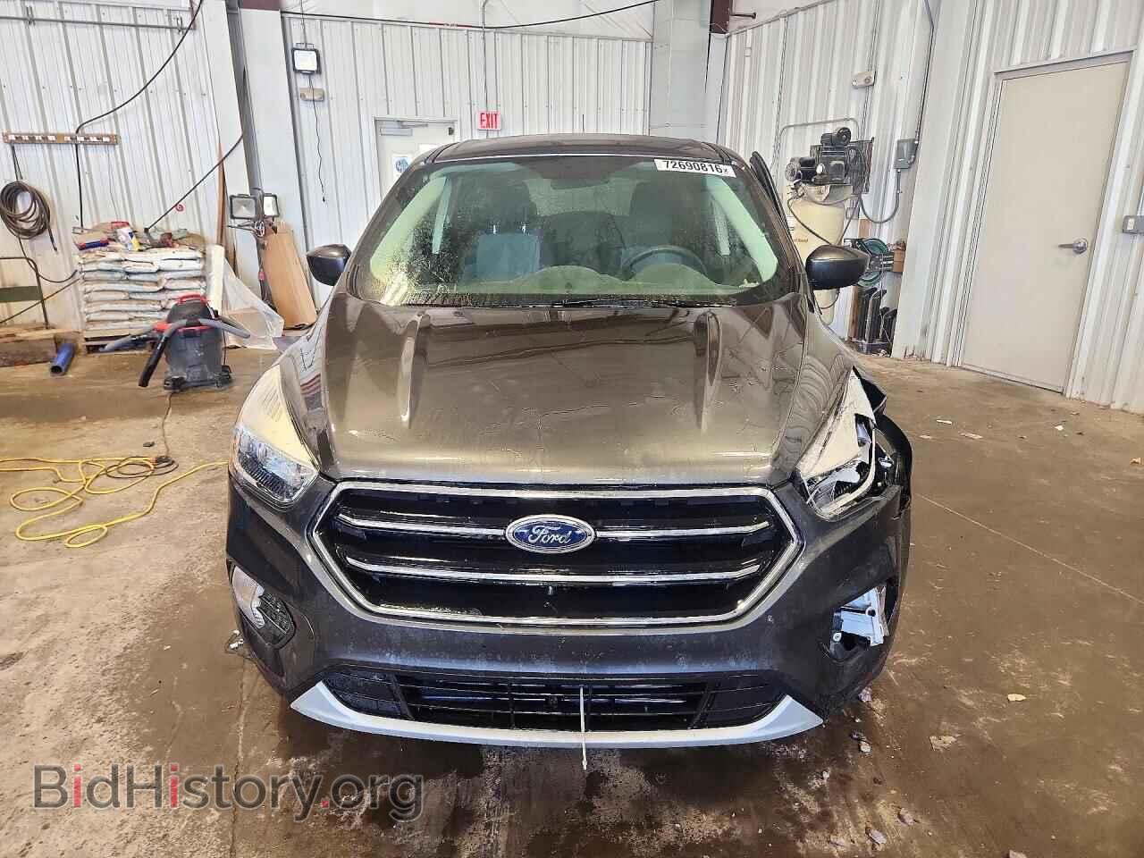 2017 Ford ESCAPE (VIN 1FMCU9G92HUB67681) — photo 5 of 14