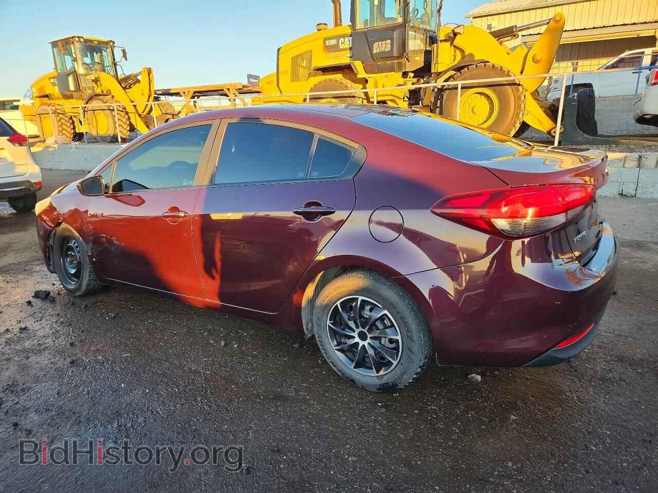 2017 KIA FORTE - VIN: 3KPFL4A78HE060468 - Фото 2