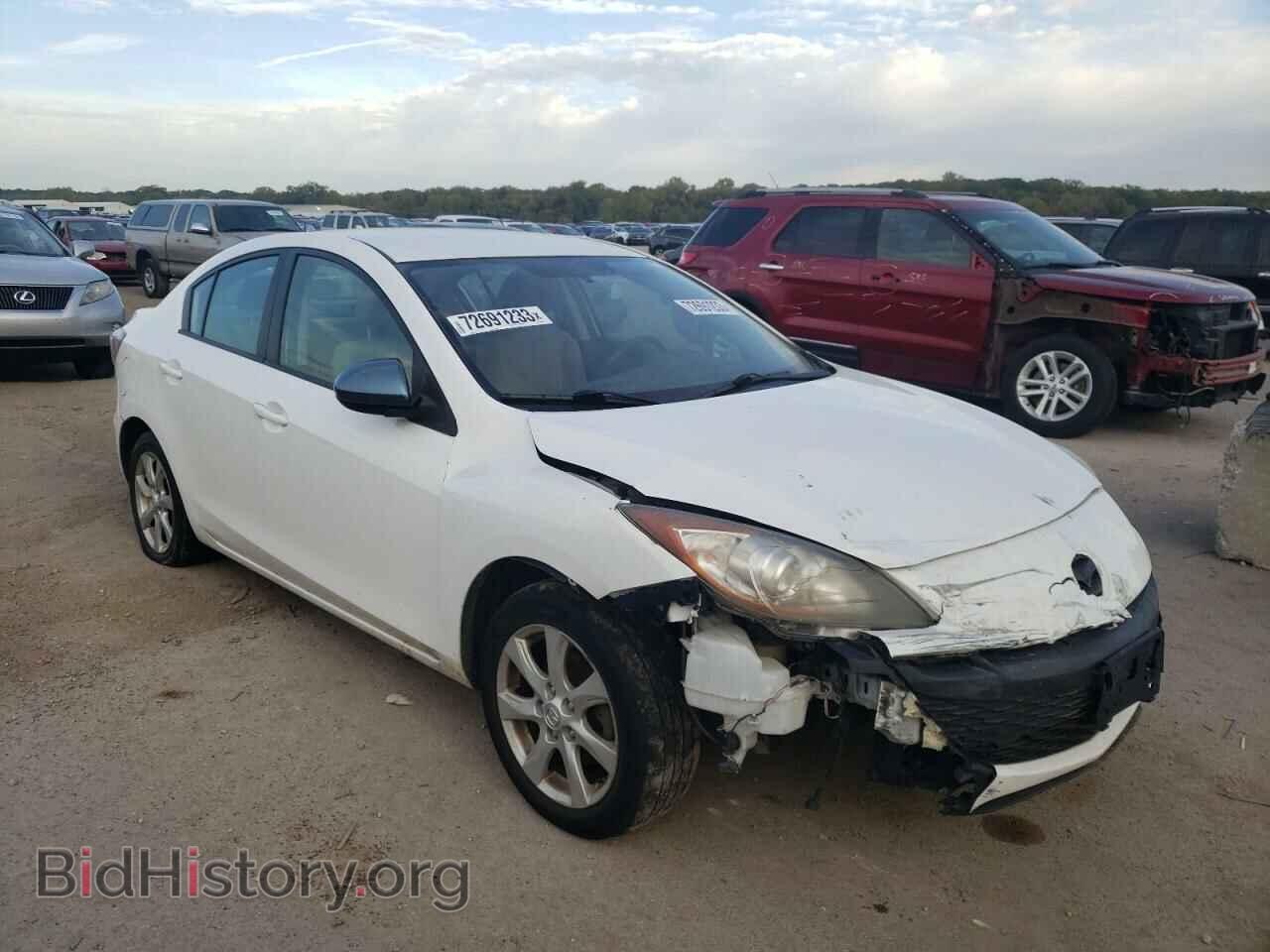 2011 MAZDA 3 - VIN: JM1BL1VG1B1379003 - Фото 4