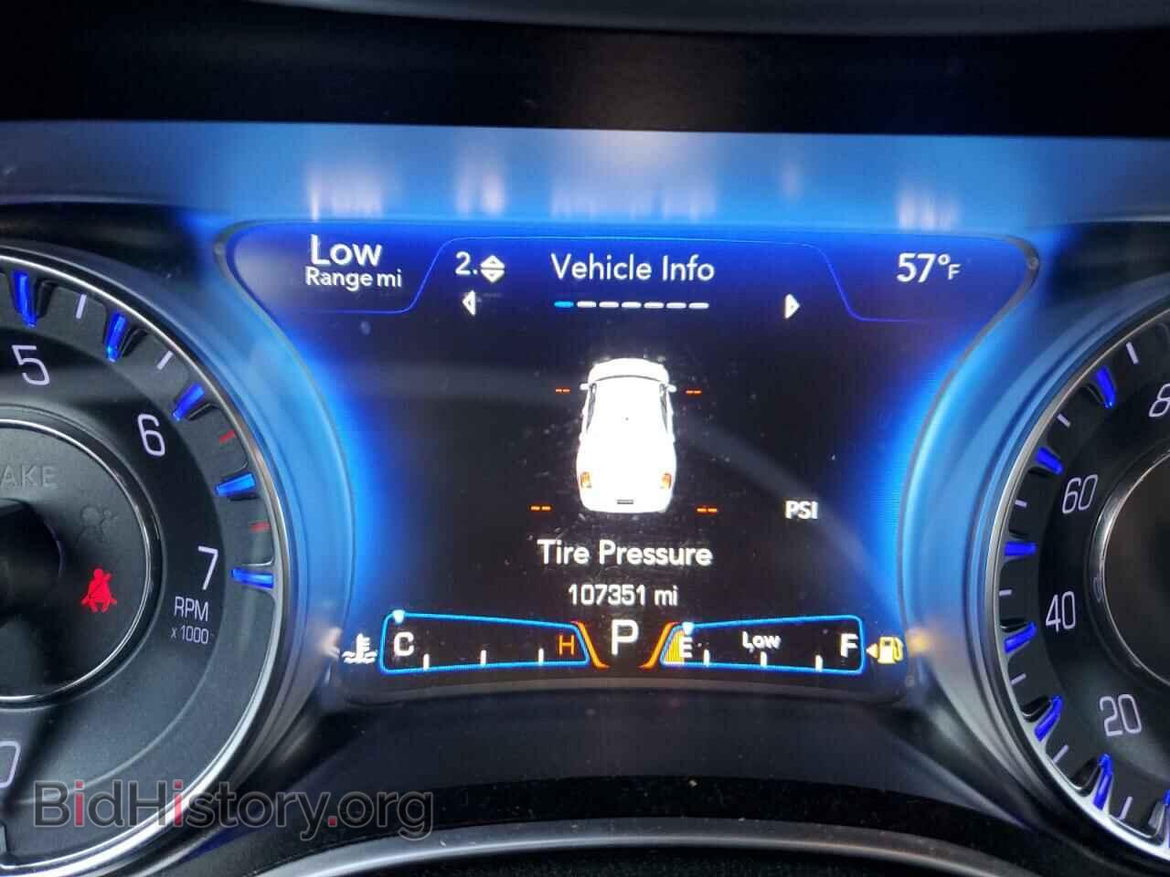 2015 CHRYSLER 300 - VIN: 2C3CCAAG9FH931790 - Фото 9