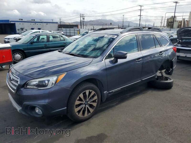 2017 Subaru OUTBACK 2.5I Limited (VIN 4S4BSAKC9H3207251) — фото 1 из 13, Copart, повреждение: задняя часть