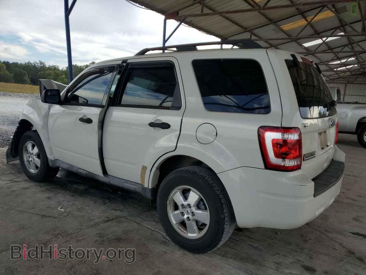 2010 FORD ESCAPE - VIN: 1FMCU0C70AKB80558 - Фото 2