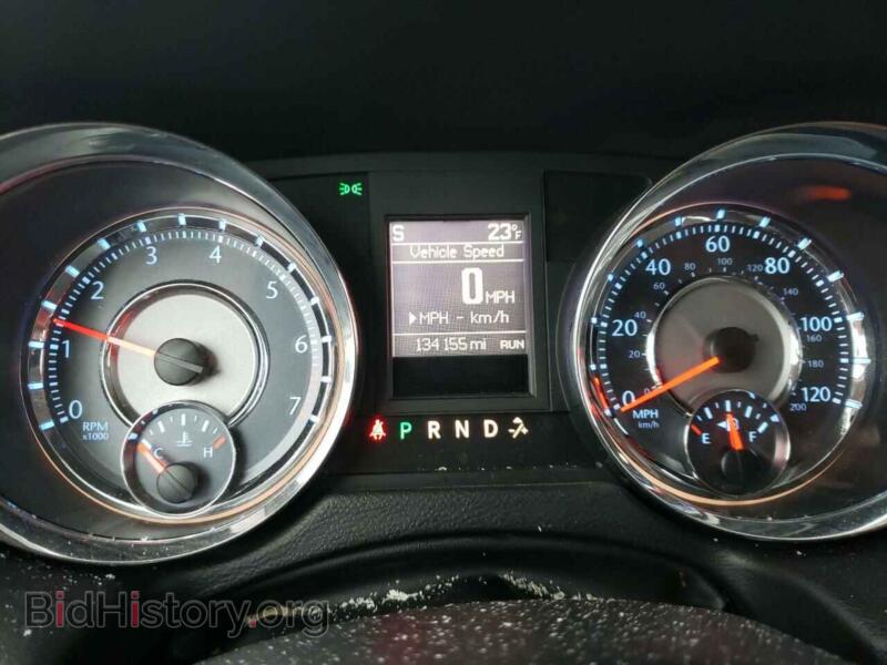 2016 Chrysler MINIVAN (VIN 2C4RC1BG5GR291433) — photo 9 of 13