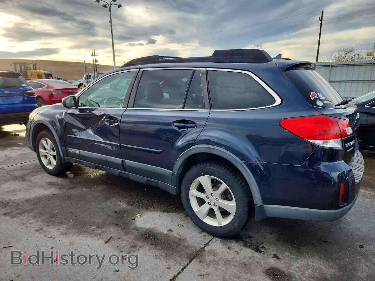 2014 SUBARU OUTBACK - VIN: 4S4BRBMC6E3237303 - Фото 2