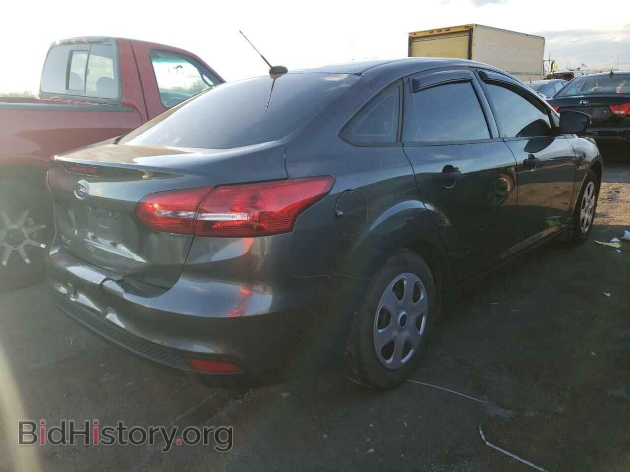 2018 FORD FOCUS - VIN: 1FADP3E29JL322070 - Фото 3