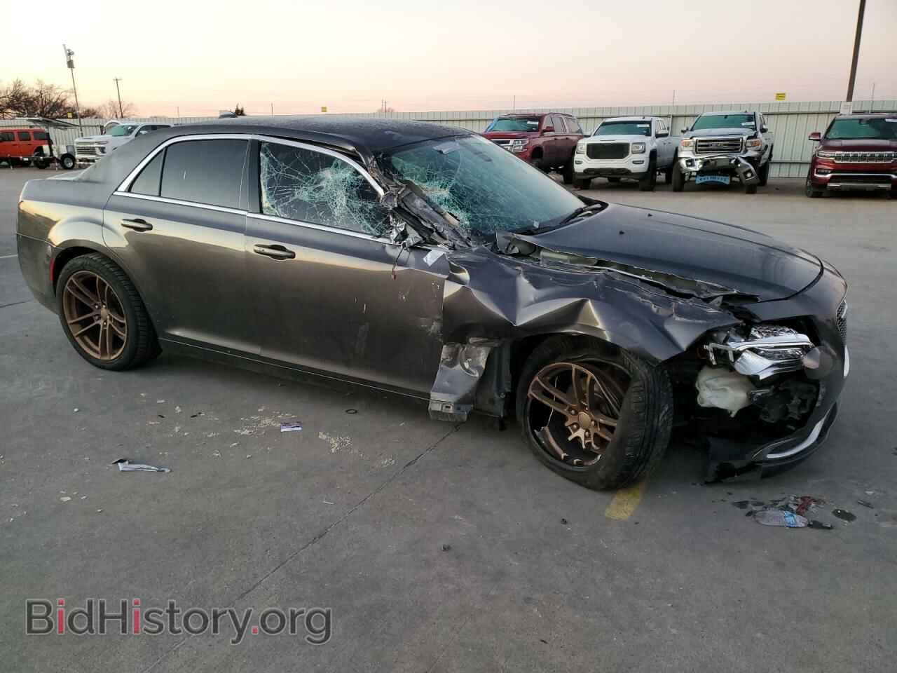 2016 CHRYSLER 300 - VIN: 2C3CCARG8GH238988 - Фото 4
