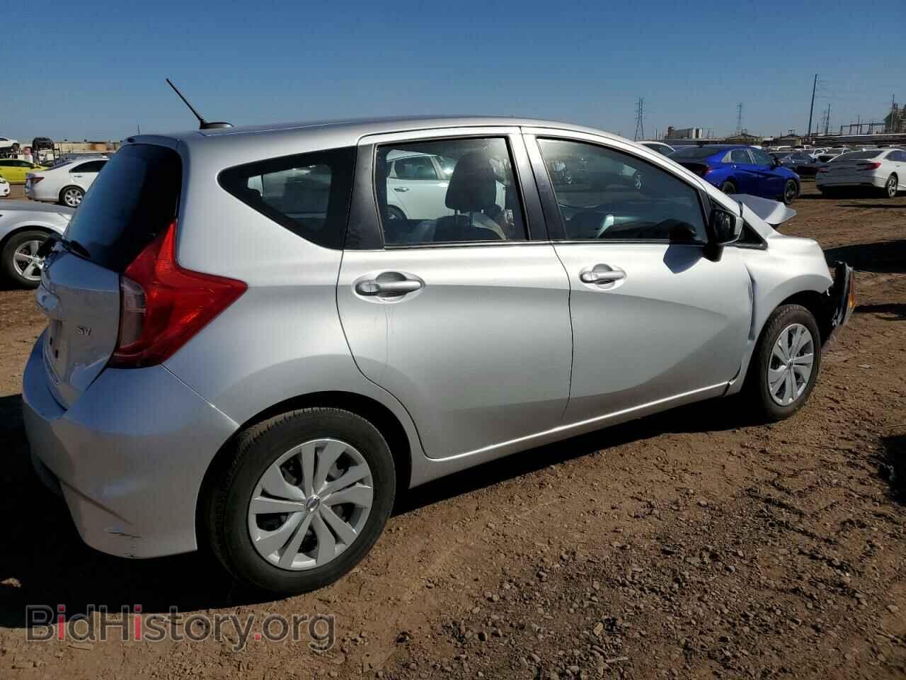 2018 NISSAN VERSA - VIN: 3N1CE2CP4JL360480 - Фото 3