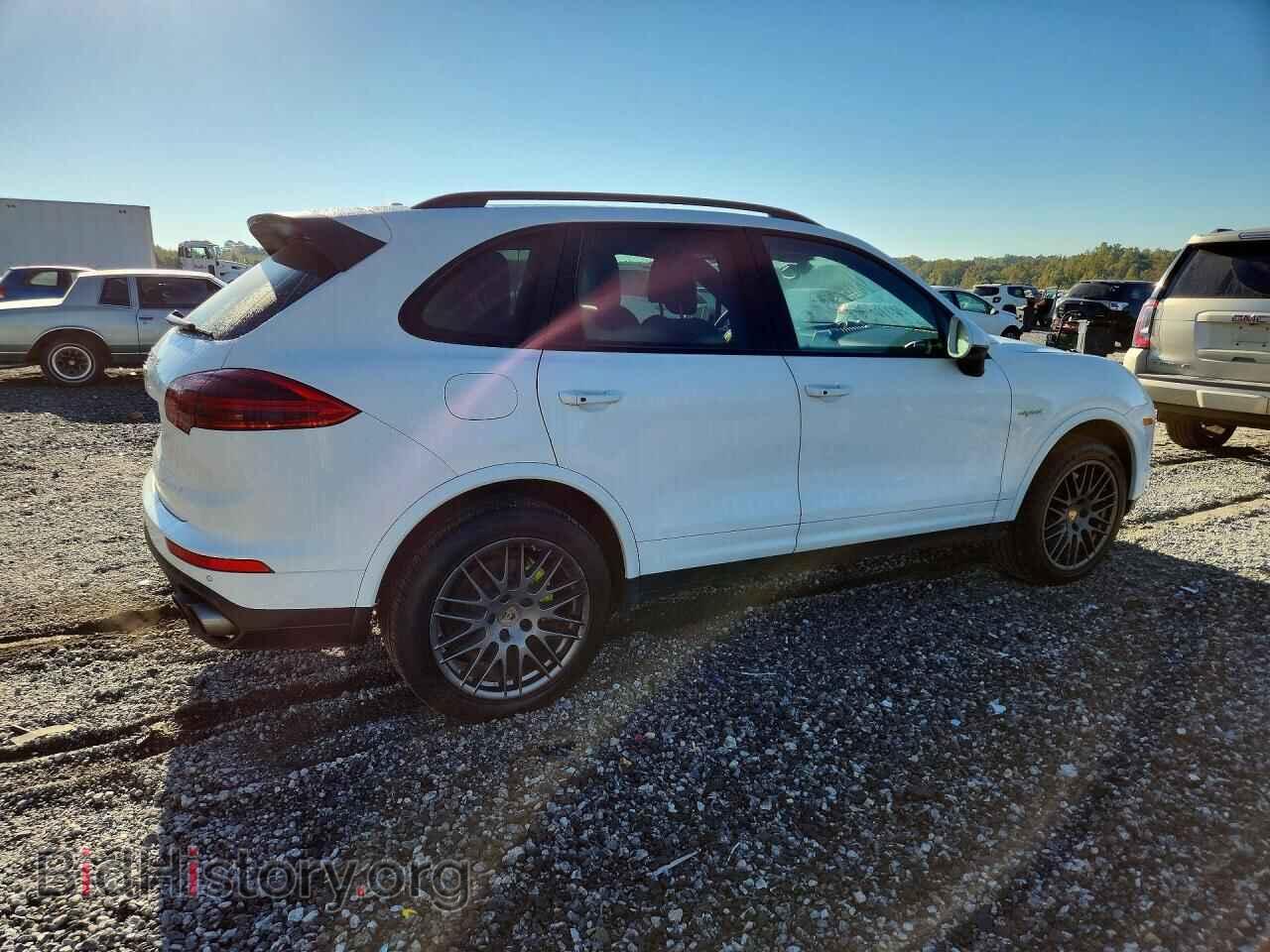2017 PORSCHE CAYENNE - VIN: WP1AE2A27HLA75594 - Фото 3