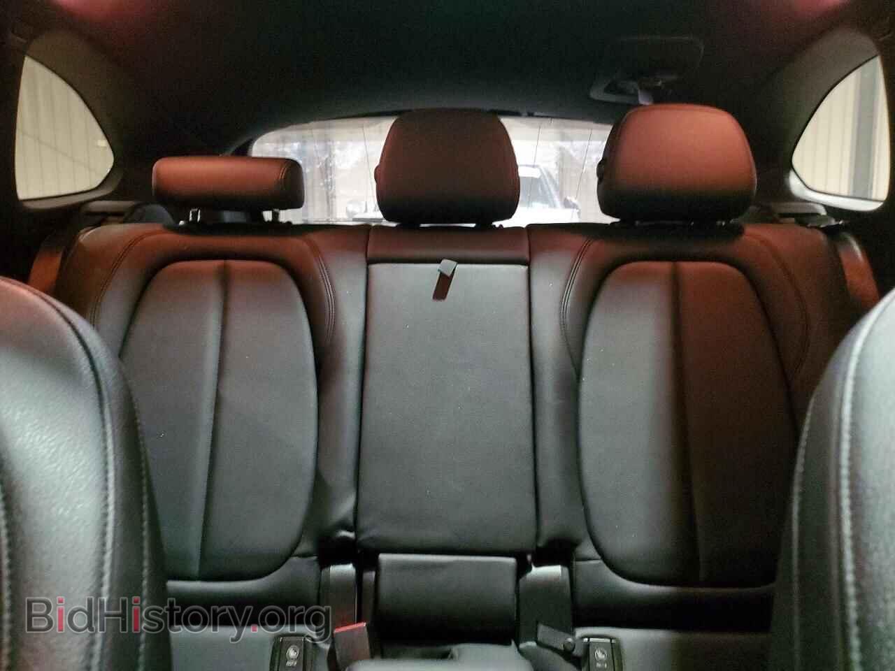 2017 BMW X1 - VIN: WBXHT3C37H5F72432 - Фото 10