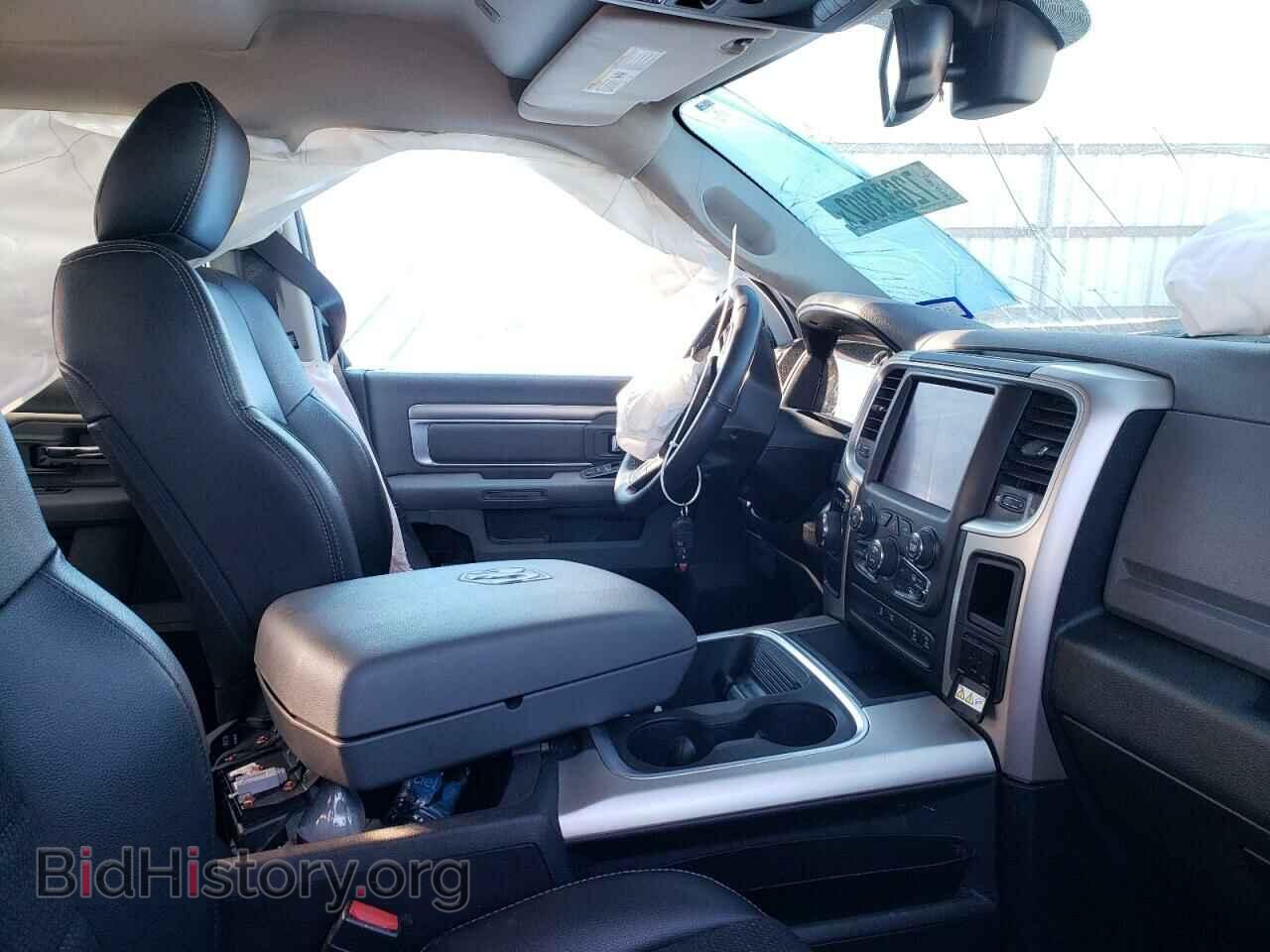2018 RAM 1500 - VIN: 1C6RR6LM1JS225720 - Фото 7