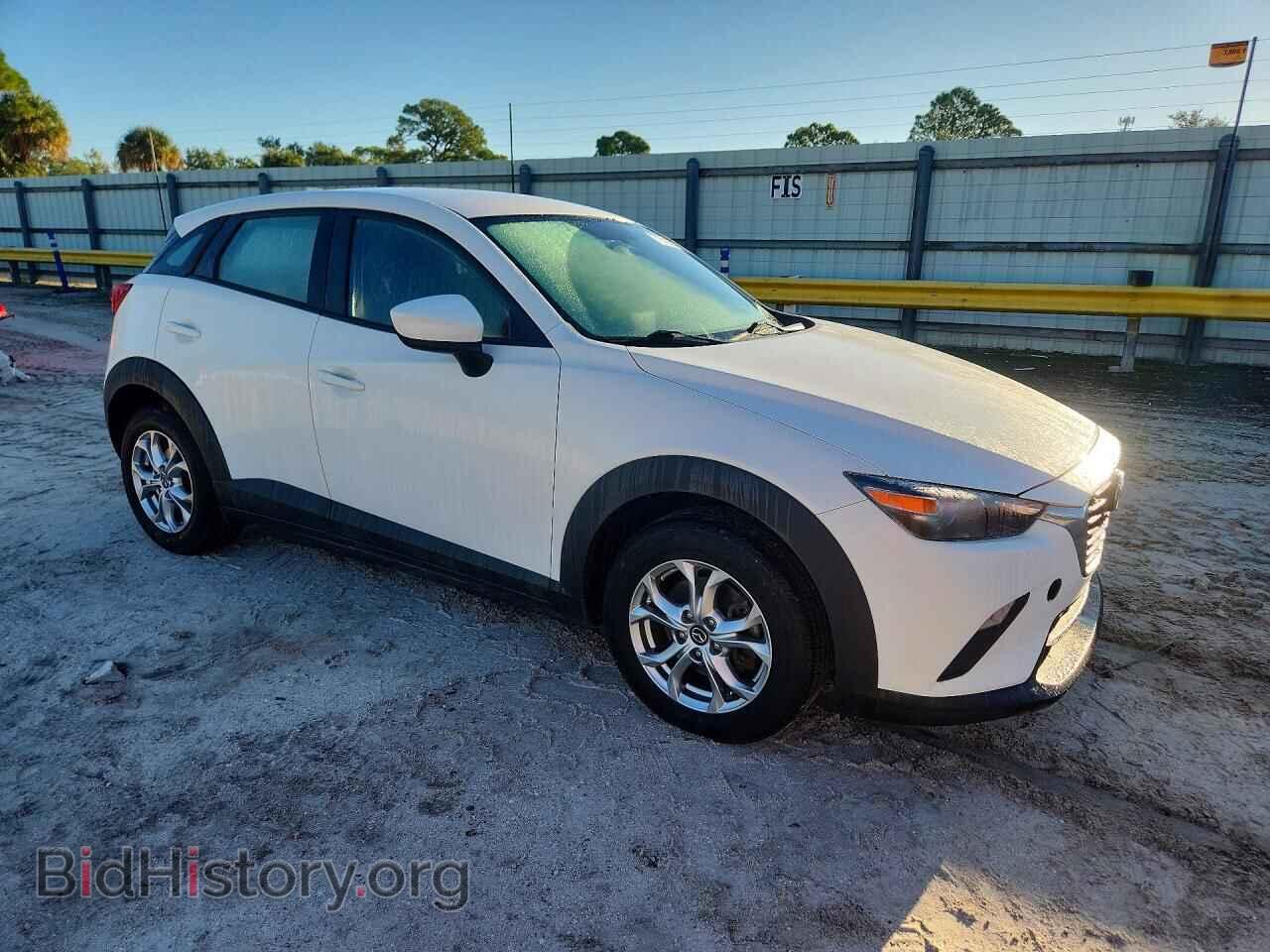 2017 MAZDA CX-3 - VIN: JM1DKFB79H0163637 - Photo 4