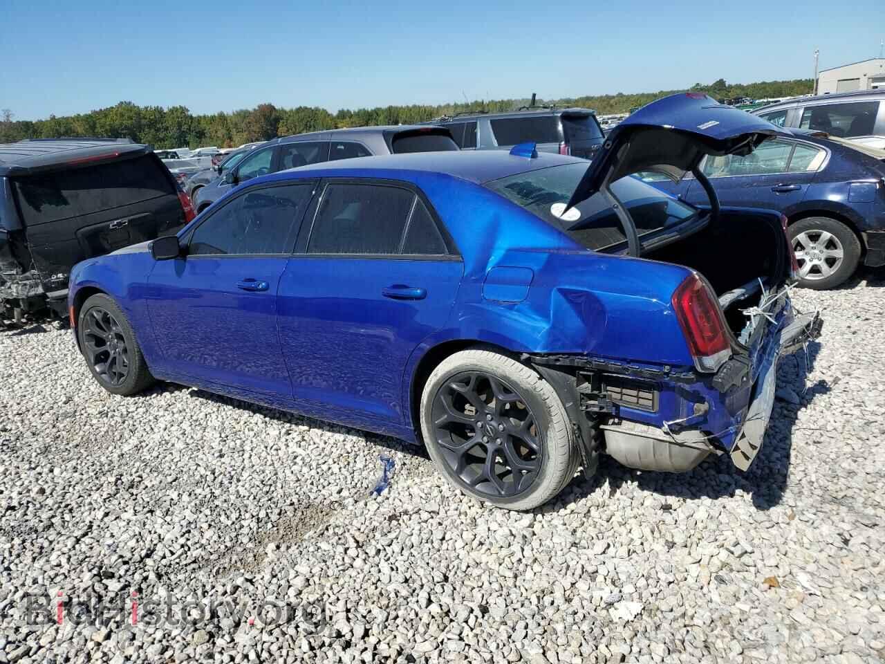 2019 CHRYSLER 300 - VIN: 2C3CCAAG7KH755896 - Фото 2