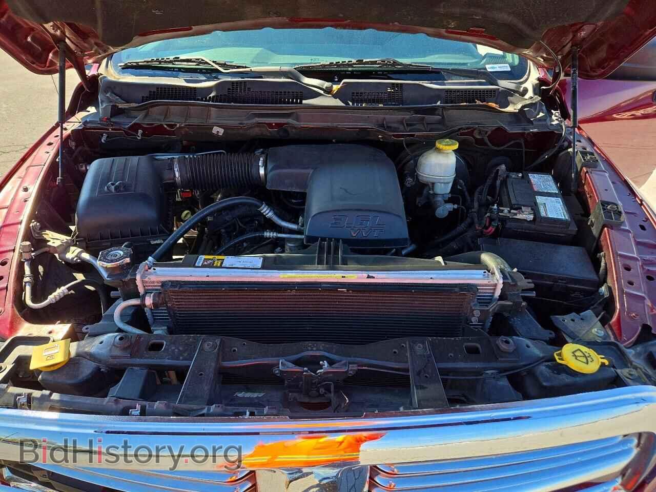 2018 RAM 1500 - VIN: 1C6RR7FG5JS205868 - Photo 11