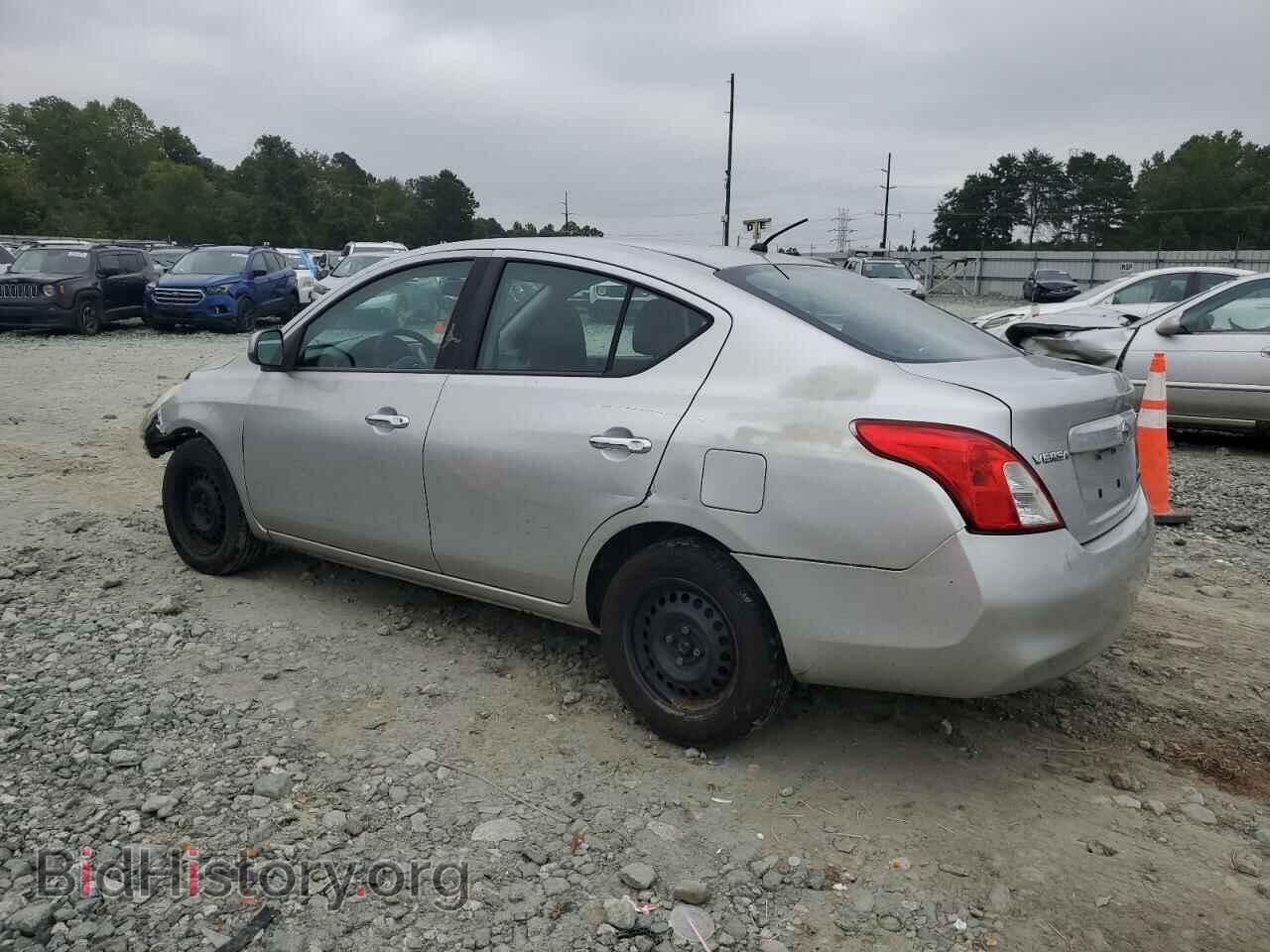 2012 NISSAN VERSA - VIN: 3N1CN7AP1CL826417 - Фото 2