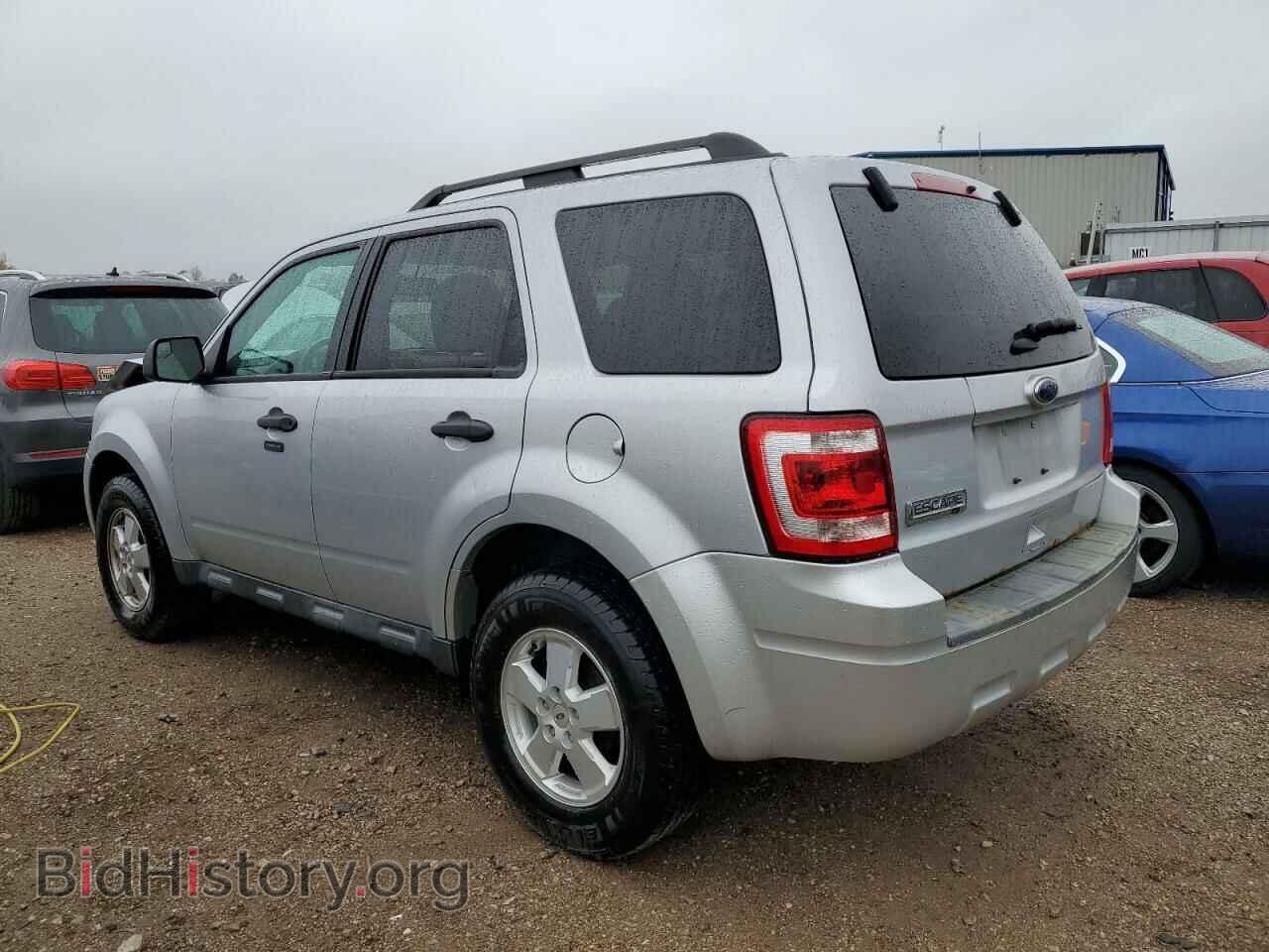 2011 FORD ESCAPE - VIN: 1FMCU9D70BKB84646 - Фото 2