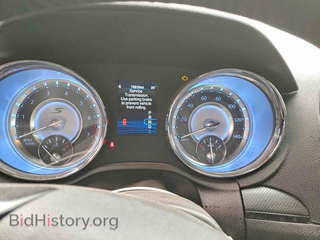 2014 CHRYSLER 300 - VIN: 2C3CCAGG0EH157645 - Фото 9