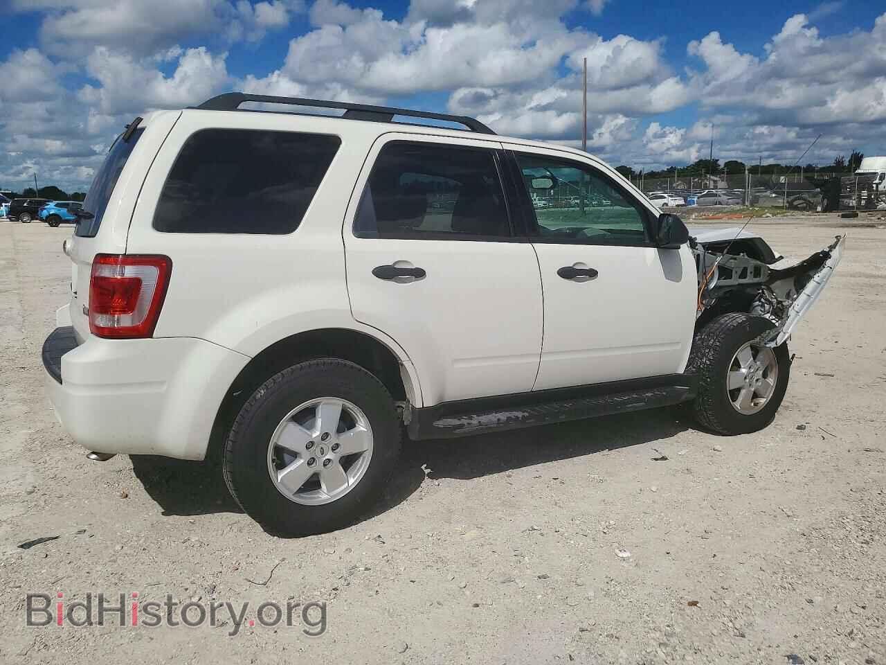 2012 Ford ESCAPE (VIN 1FMCU0DG9CKB15872) — фото 3 из 13