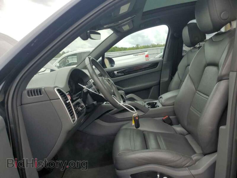 2020 Porsche CAYENNE (VIN WP1AA2AY3LDA06095) — фото 7 из 13