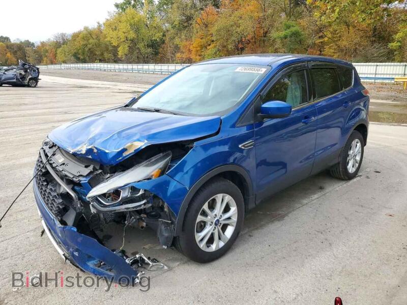 2017 Ford ESCAPE SE (VIN 1FMCU9G97HUB02891) — фото 1 из 15, Copart, повреждение: передняя часть