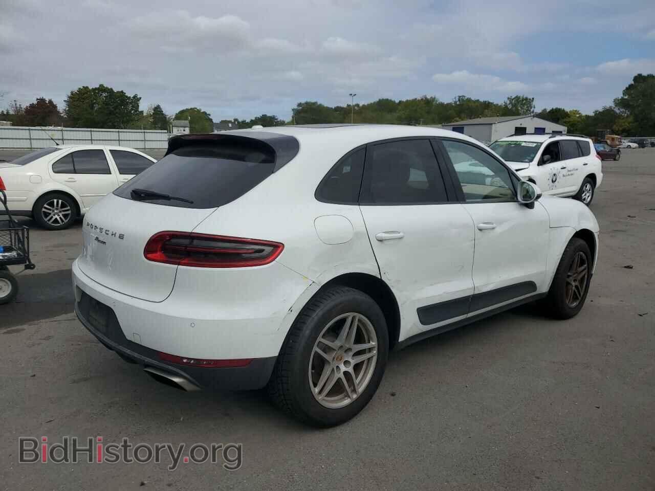 2017 PORSCHE MACAN - VIN: WP1AA2A52HLB03372 - Photo 3