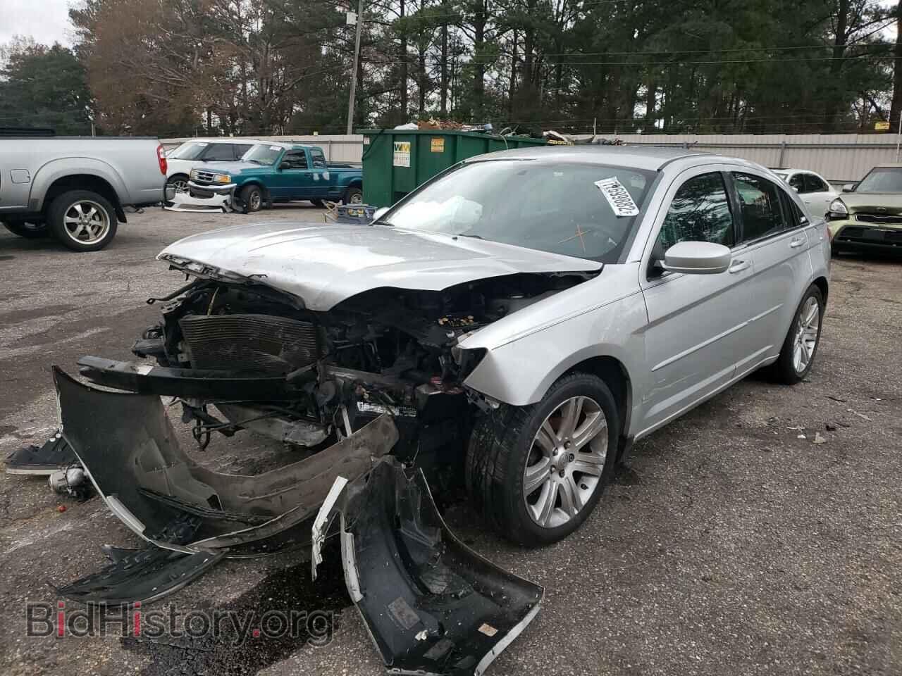 Фотография 1C3CCBAB7CN318077 - CHRYSLER 200 2012