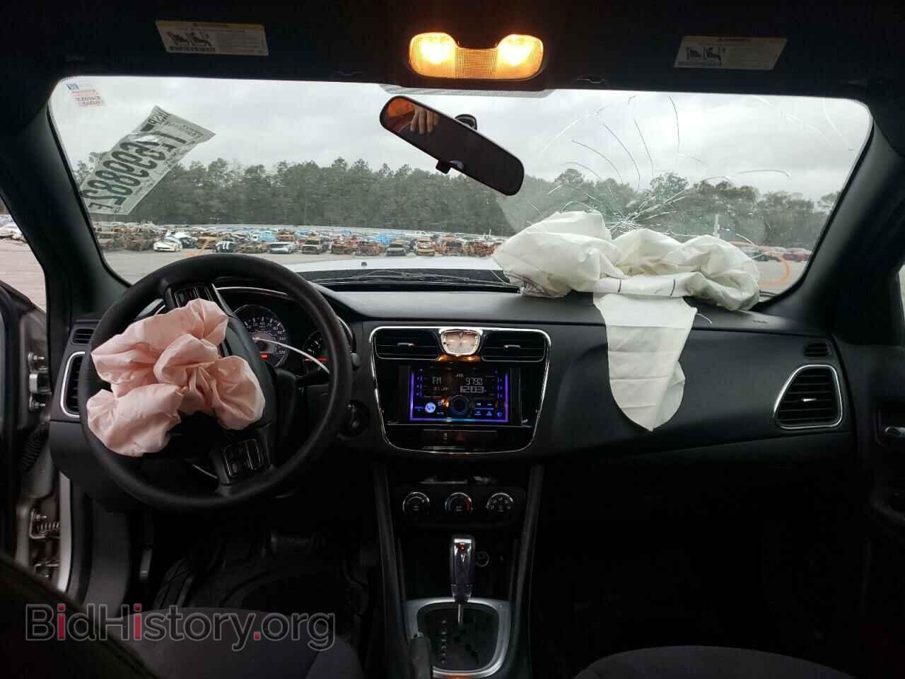 2012 CHRYSLER 200 - VIN: 1C3CCBAB7CN318077 - Фото 8