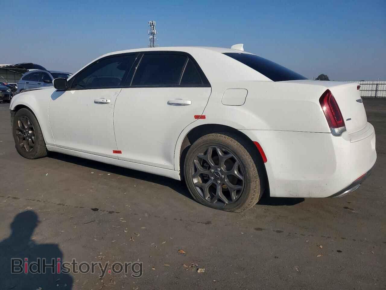 2018 CHRYSLER 300 - VIN: 2C3CCAGG5JH267794 - Фото 2