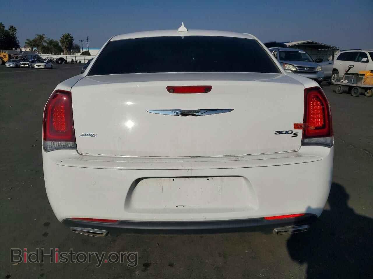 2018 CHRYSLER 300 - VIN: 2C3CCAGG5JH267794 - Фото 6