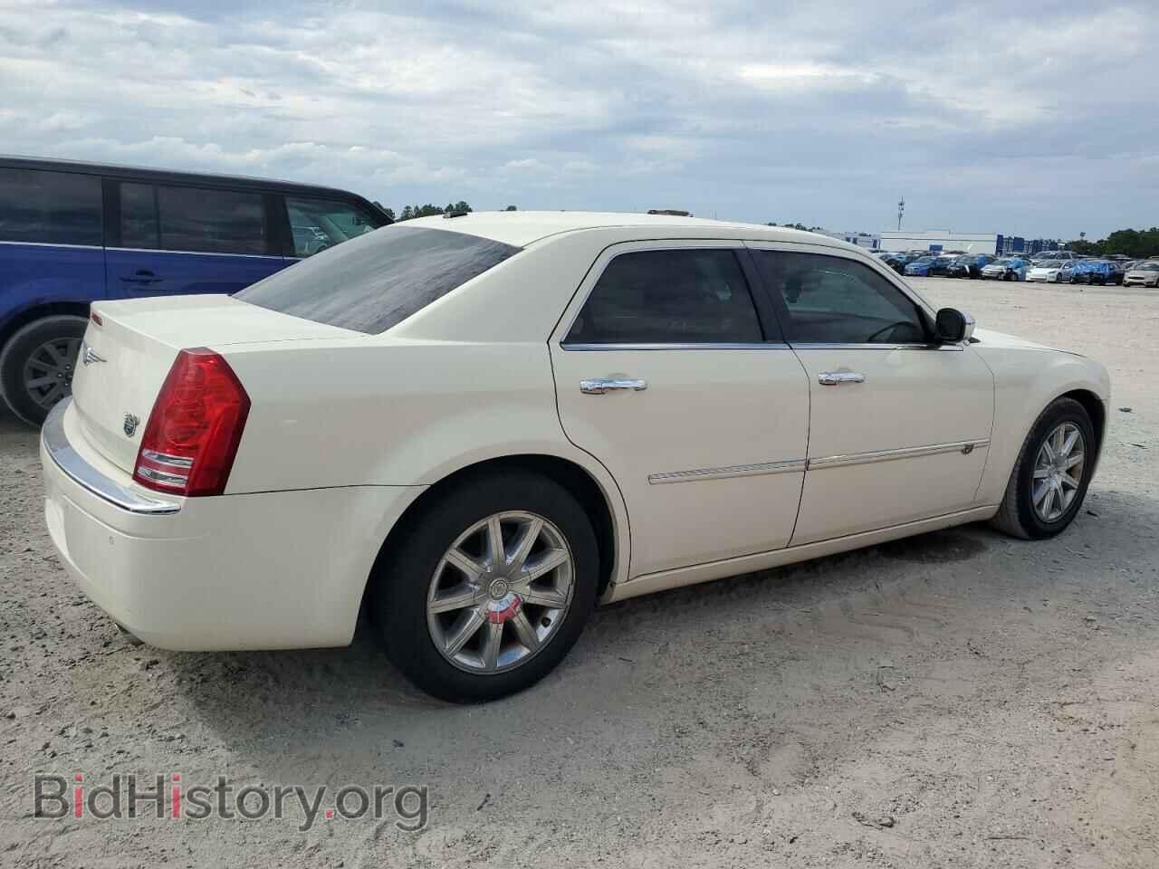 2010 CHRYSLER 300 - VIN: 2C3CA6CT6AH308696 - Фото 3