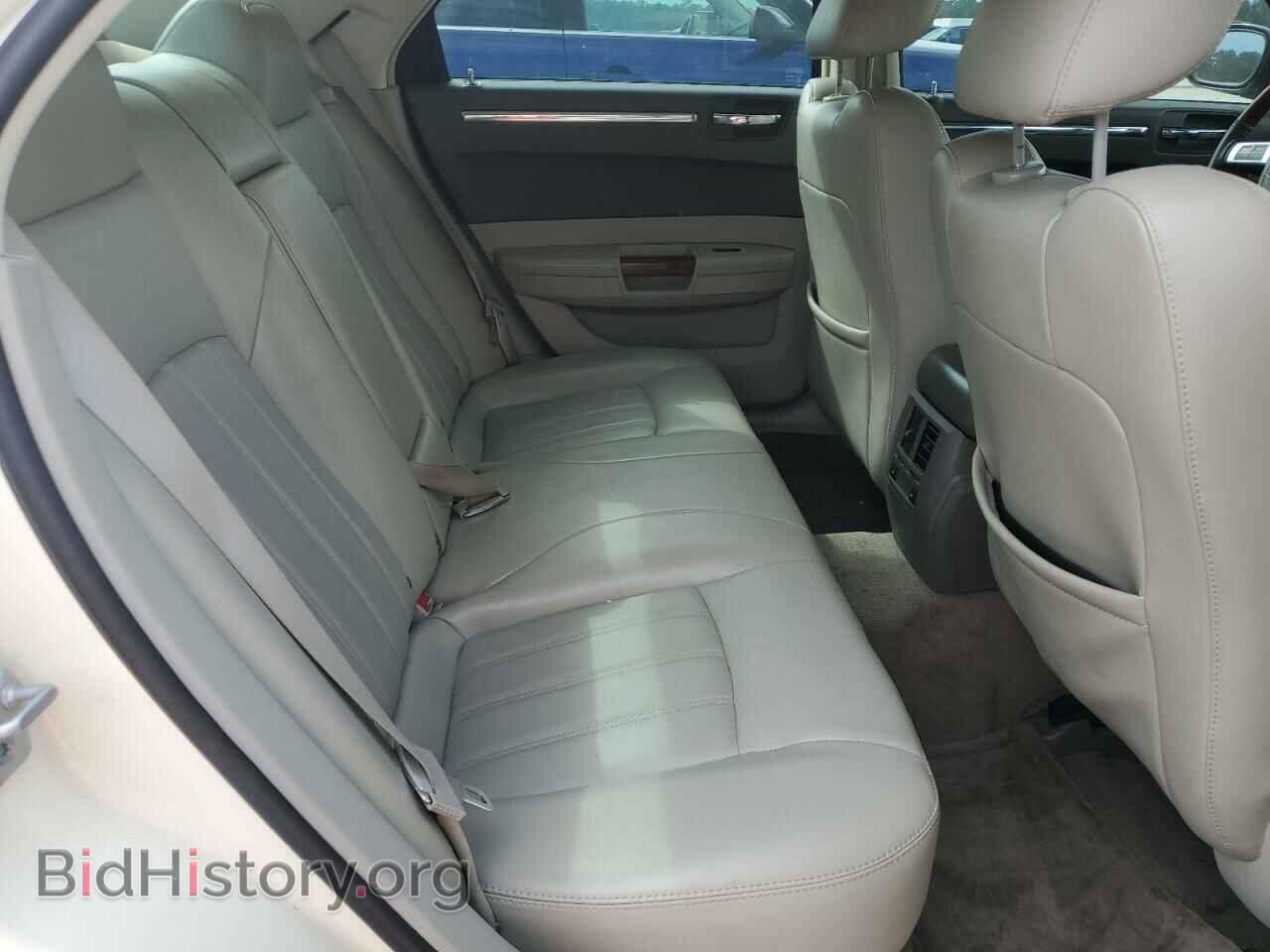 2010 CHRYSLER 300 - VIN: 2C3CA6CT6AH308696 - Фото 10