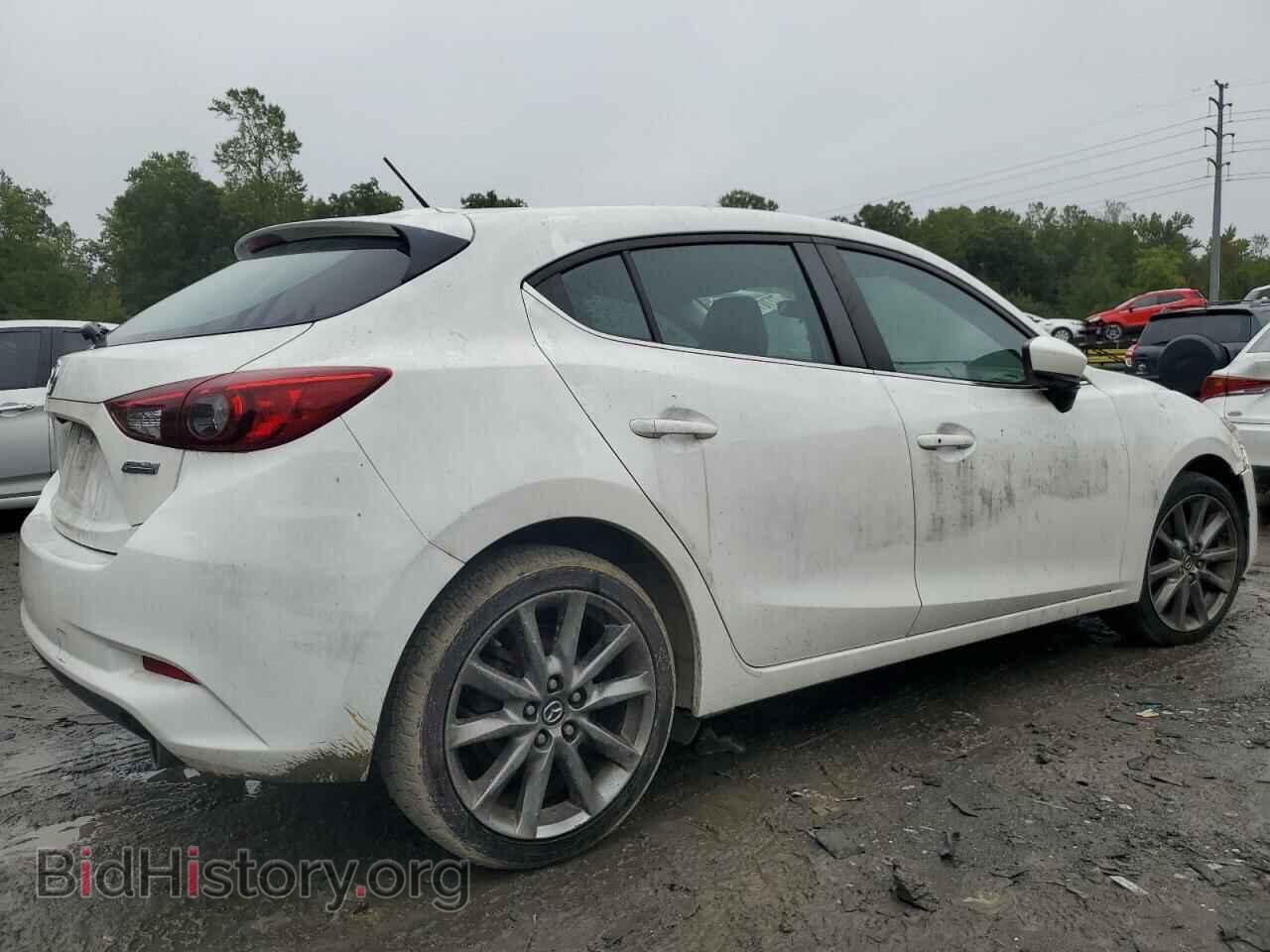 2018 MAZDA 3 - VIN: 3MZBN1L34JM267501 - Фото 3