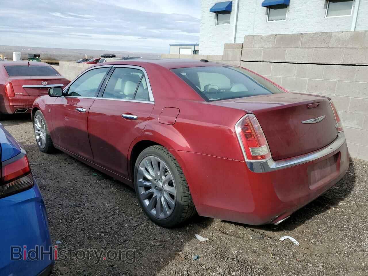 2013 CHRYSLER 300 - VIN: 2C3CCAAG0DH697830 - Фото 2