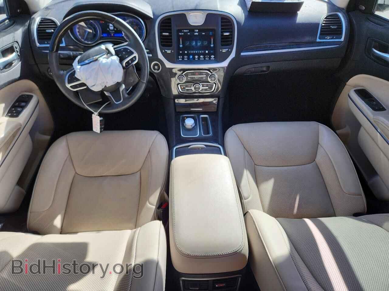 2019 CHRYSLER 300 - VIN: 2C3CCAEGXKH500895 - Фото 8