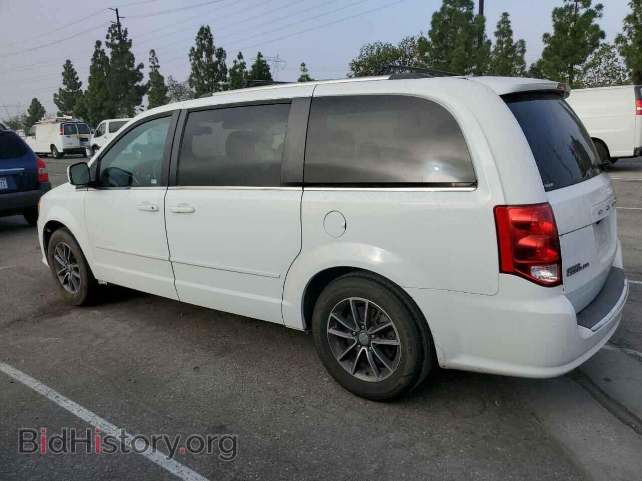 2017 DODGE CARAVAN - VIN: 2C4RDGCG4HR765694 - Фото 2