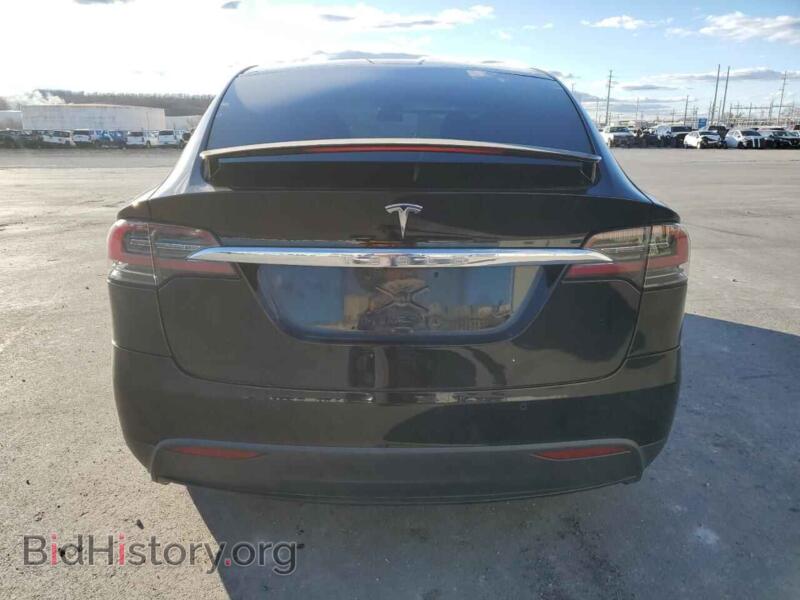 2019 Tesla MODEL X (VIN 5YJXCBE25KF151478) — photo 6 of 14