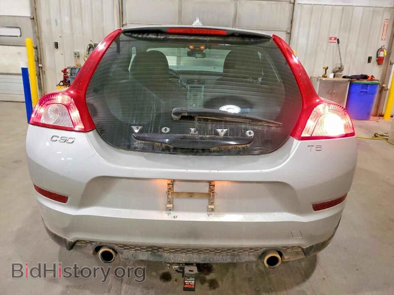 2012 VOLVO C30 - VIN: YV1672MK6C2266140 - Фото 6